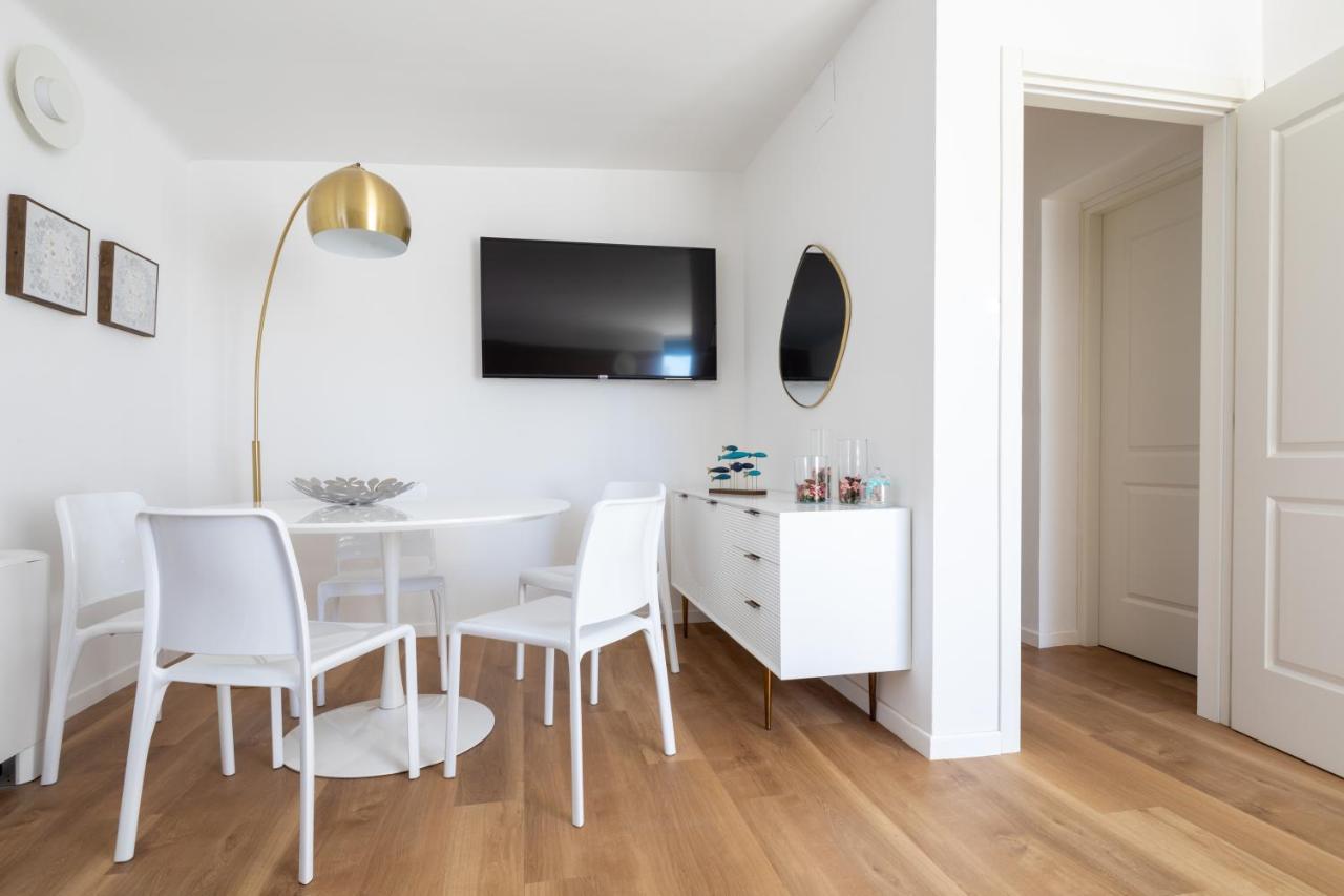 Vis A Vis Apartments Trieszt Kültér fotó